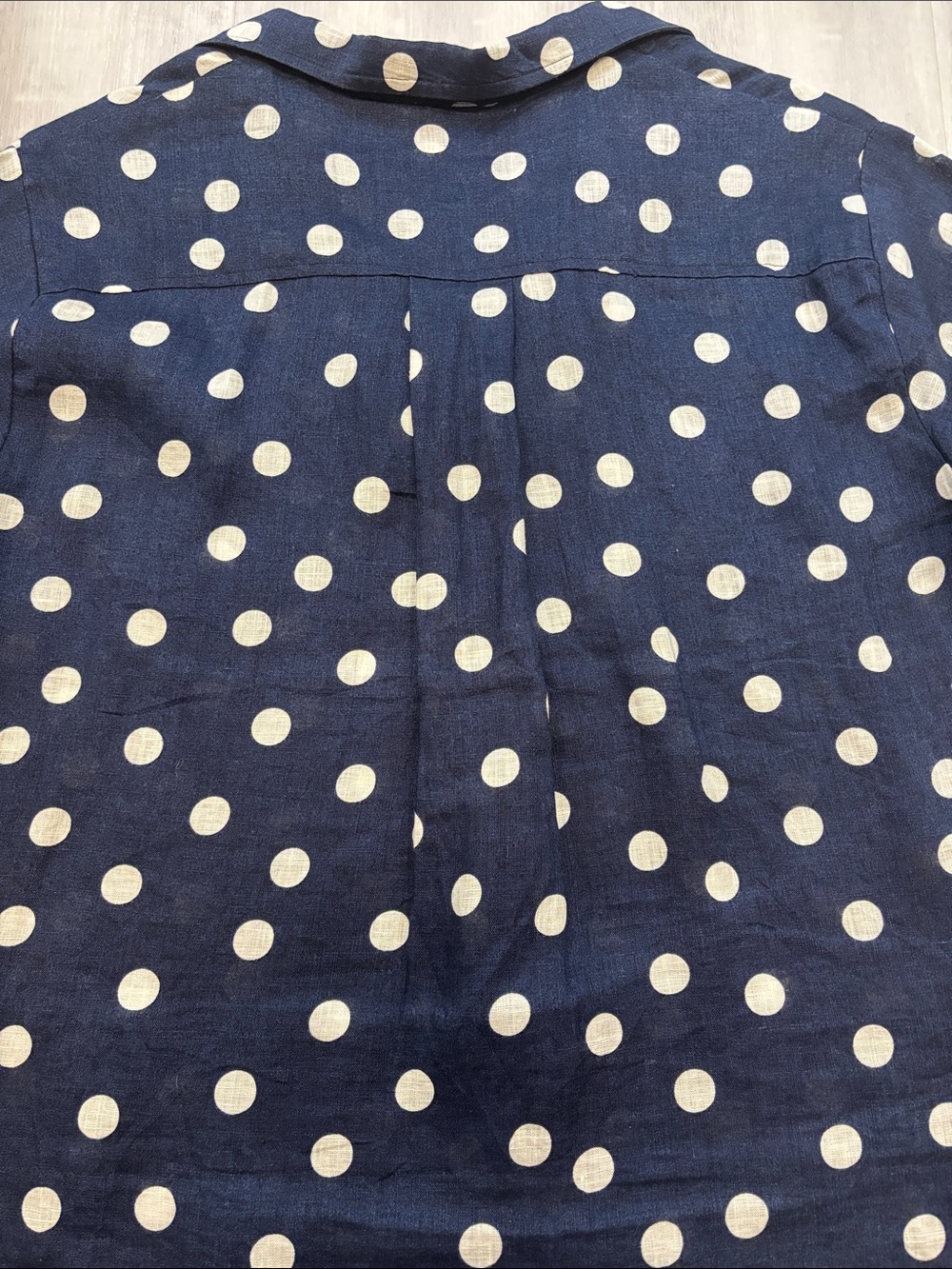 Maeve by Anthropologie Navy and White Polka Dot Button-Down Short Sleeve Shirt - Picture 4 of 7